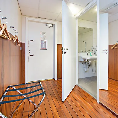Omena Centre Hotel 3*