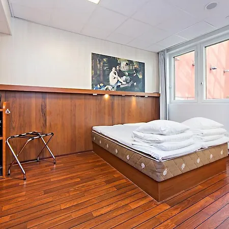 Hotel Omena Centre