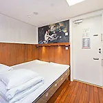 Omena Centre Otel