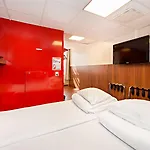 Otel Omena Centre 3*