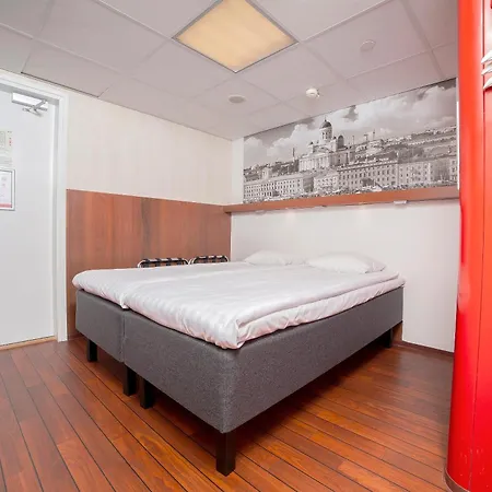 Hotel Omena Centre 3*