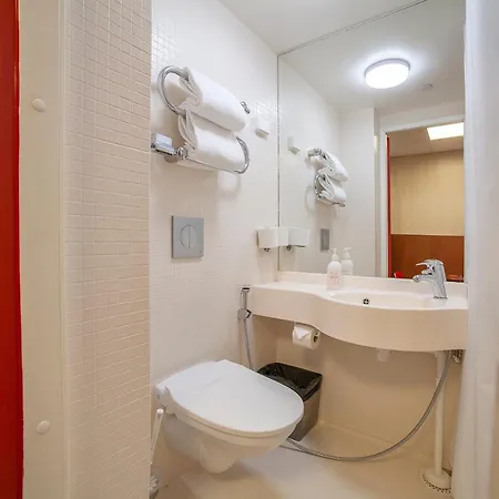 Hotel Omena Centre 3*