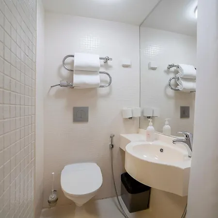 Omena Centre Hotel