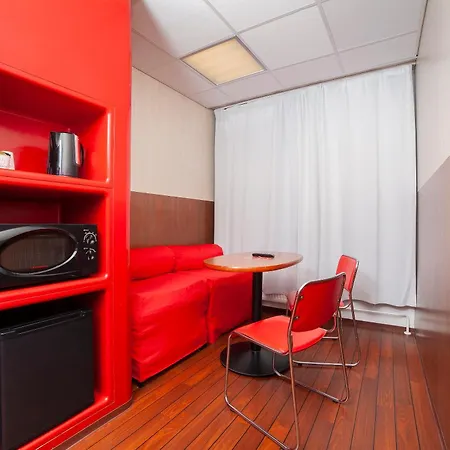 Omena Centre Hotel 3*