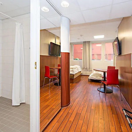 Omena Centre 3*