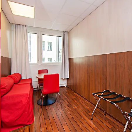 Hotel Omena Centre 3*
