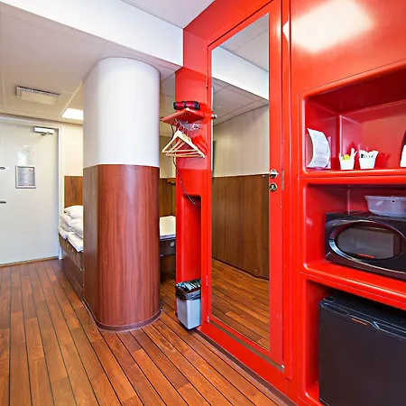 Omena Centre Hotel