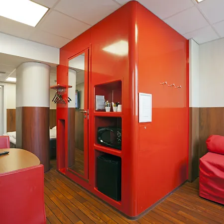 Omena Centre 3*