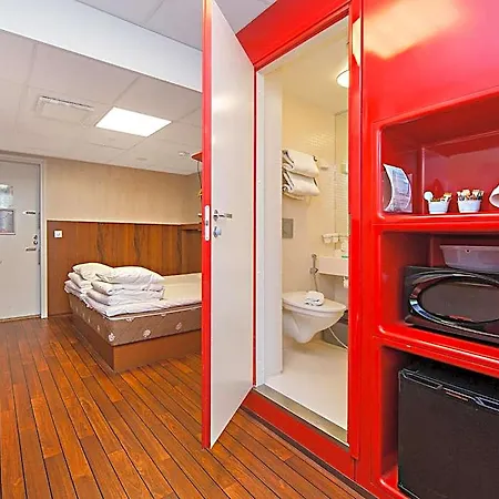Hotel Omena Centre 3*
