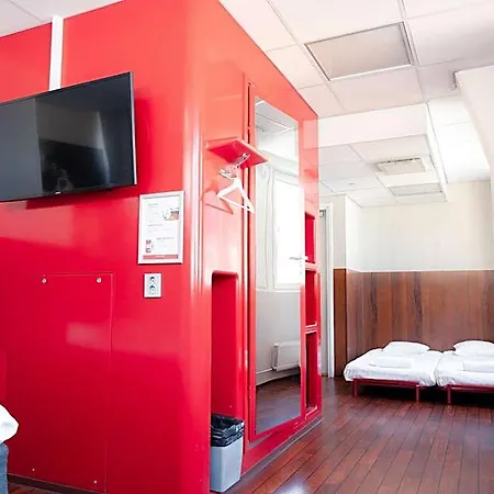 Omena Centre Hotel 3*