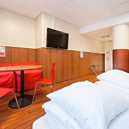 Omena Centre 3* Helsinky
