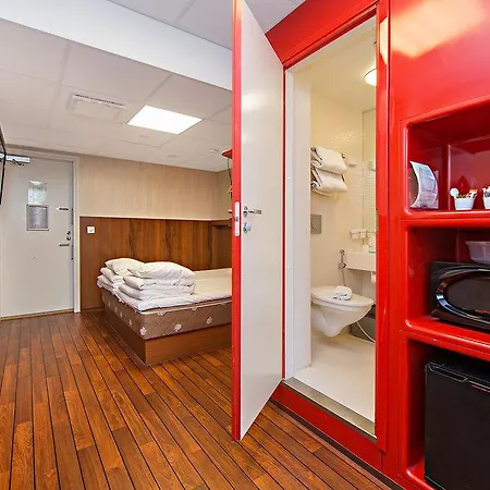 Omena Centre Hotel 3*
