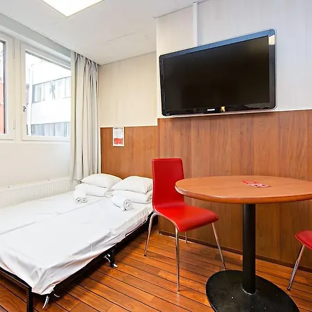 Hotel Omena Centre 3*