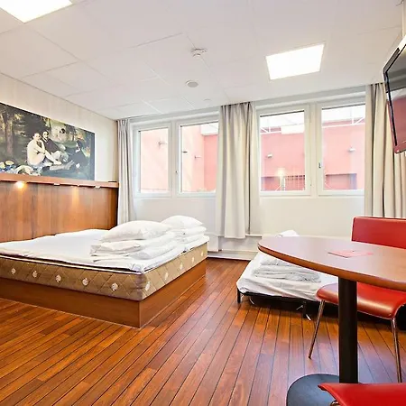 Omena Centre 3*