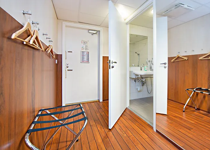 Omena Centre Hotel 3*