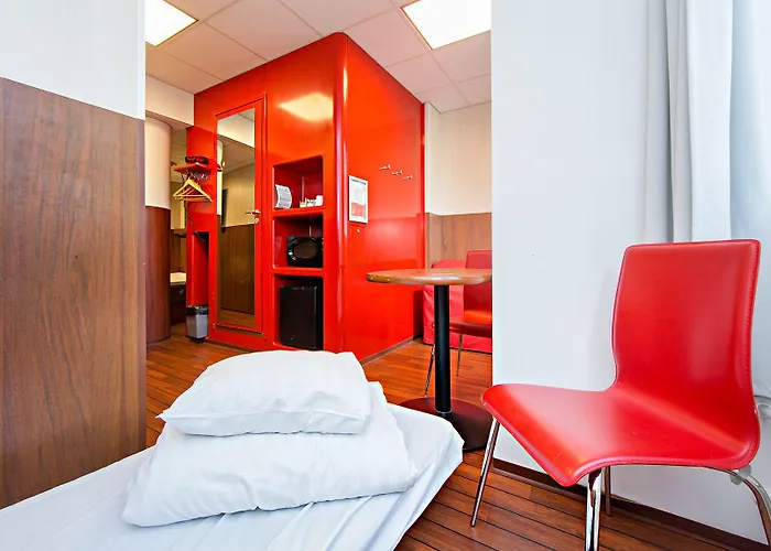 Omena Centre Hotel 3*