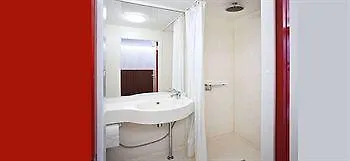 Omena Centre Hotel 3*